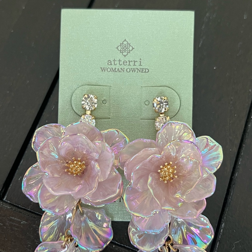 Atterri Floral Earrings - Picture 4 of 5